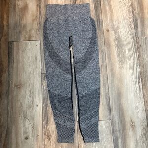 PINK Victoria's Secret Charcoal Seamless Leggings